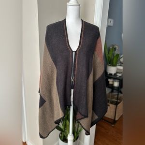 Marc New York Colorblock poncho with leather-like tassels One Size Fits All